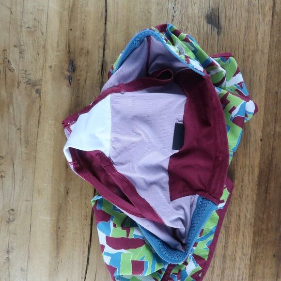 LA SPORTIVA RED/PLUM & LIME TRAIL RUNNING SHORT WITH LINER SIZE SMALL - Picture 7 of 10